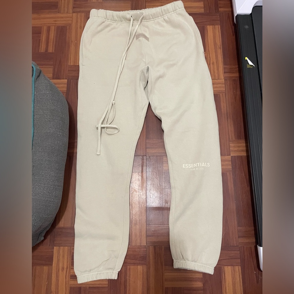 Essentials Fear of God Joggers, women’s small